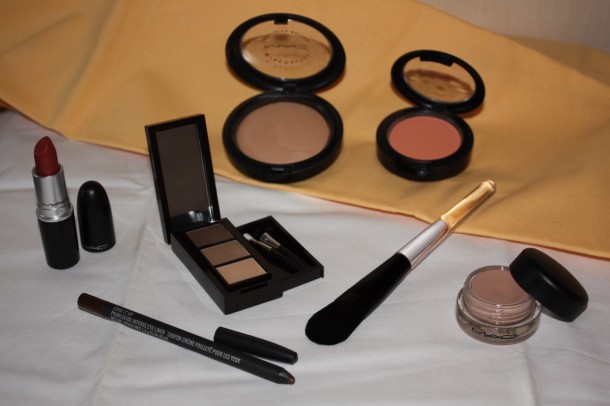 Makeup-produkter fra ORIFLAME og MAC