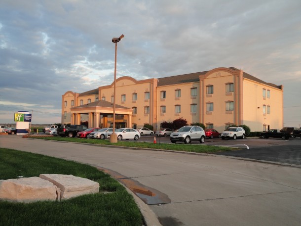 Holiday Inn Express & Suites