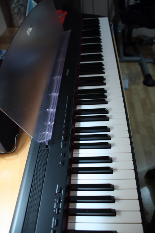 Yamaha P-85 el-piano